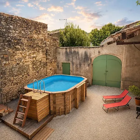 Clos Des Hirondelles Holiday home Cornillon